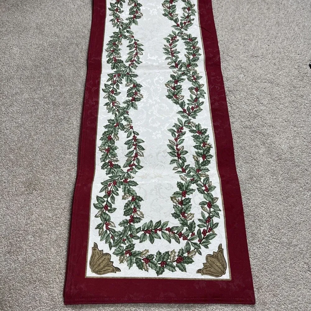 Lenox Holiday Nouveau Table Runner 90x14 Christmas Holly‎ Damask *Read* No Tag